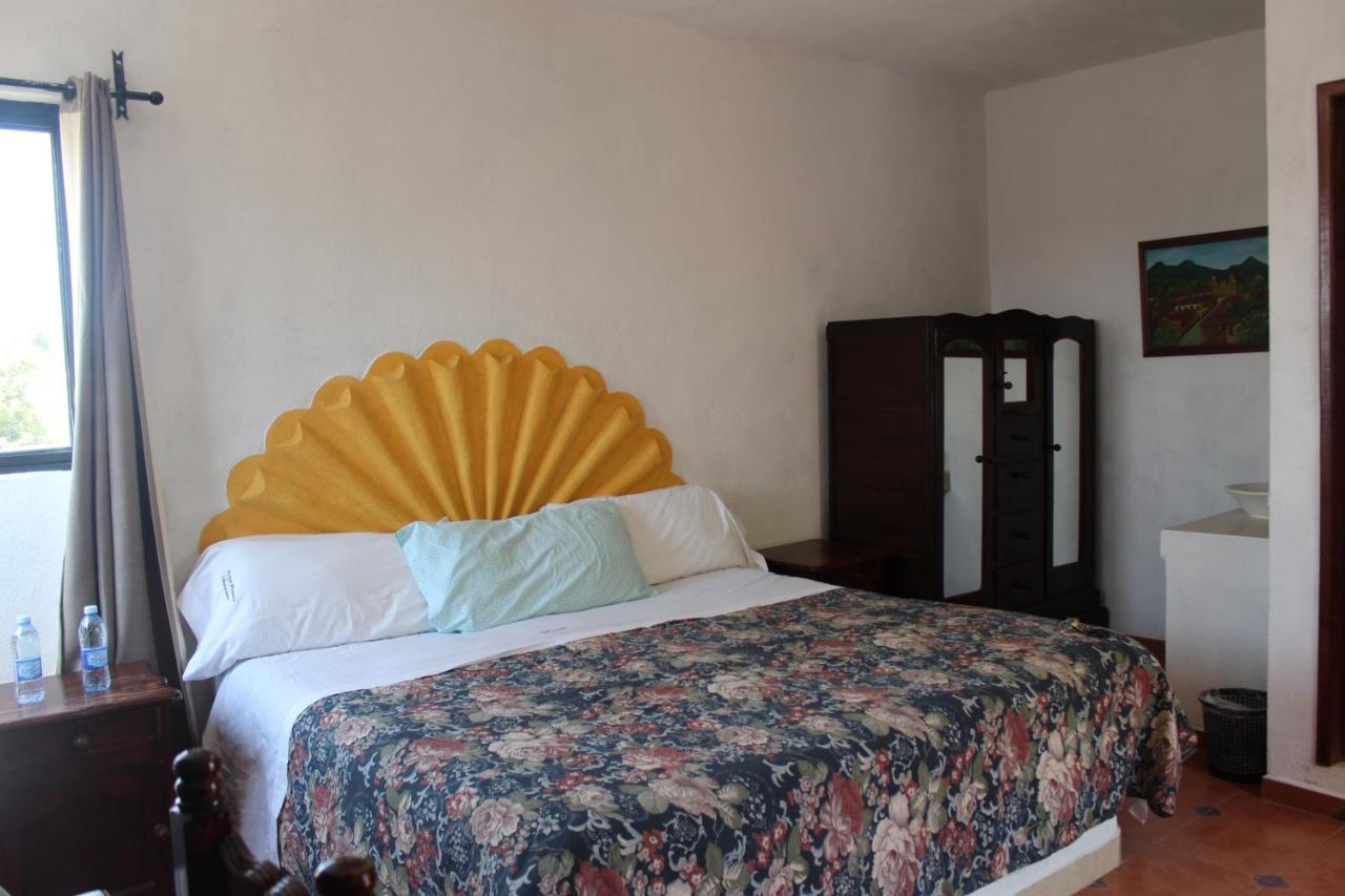 Hotel Posada Chamacuero Comonfort エクステリア 写真