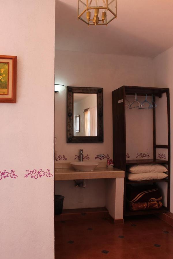 Hotel Posada Chamacuero Comonfort エクステリア 写真