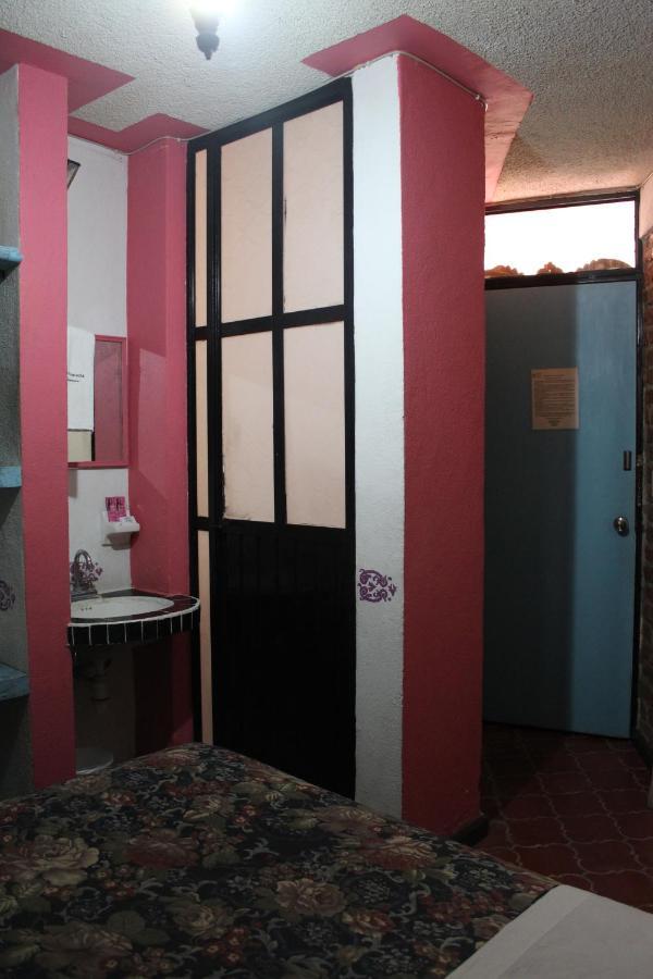 Hotel Posada Chamacuero Comonfort エクステリア 写真
