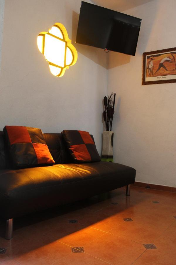 Hotel Posada Chamacuero Comonfort エクステリア 写真